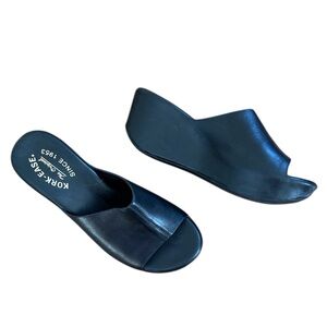 Kork-Ease Black Leather Slip On Sandals Wedge Mules Shoes Peep Toe Casual Comfy
